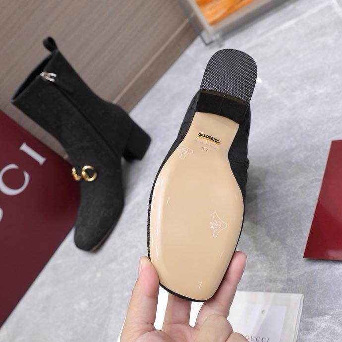 Ботинки женские фото 7