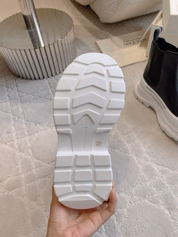 Ботинки женские фото 7