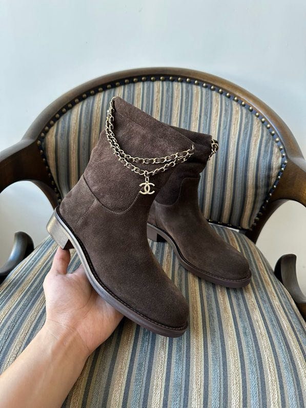 Ботинки женские фото 7