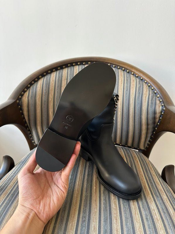 Ботинки женские фото 7