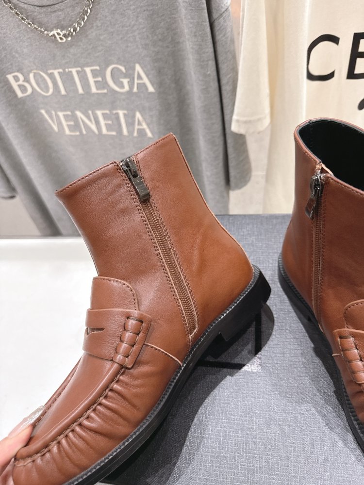 Ботинки женские фото 7