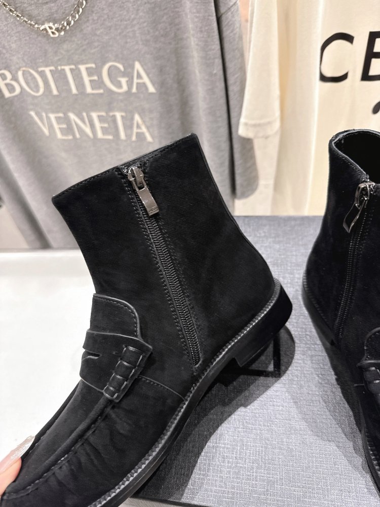 Ботинки женские фото 7