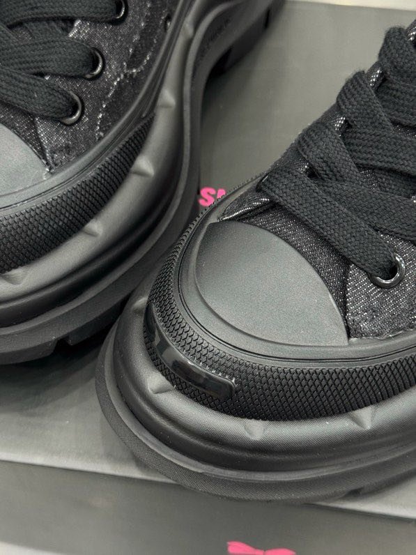 Ботинки женские фото 7