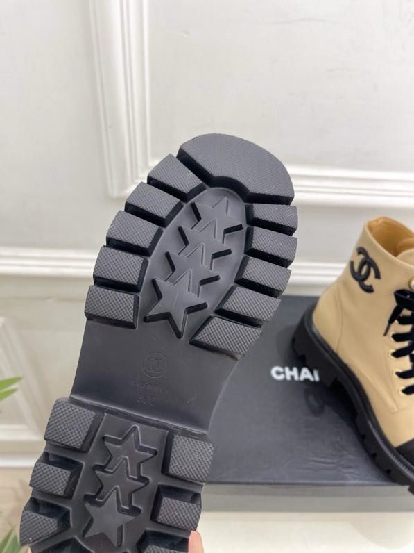 Ботинки женские фото 8