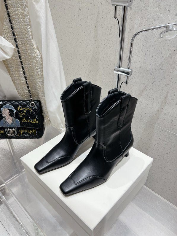 Boots women's фото 8