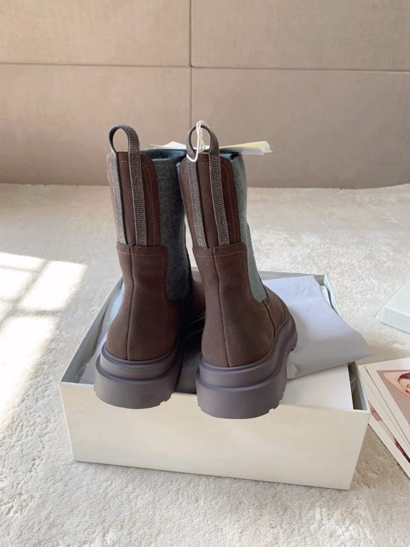 Ботинки женские фото 8