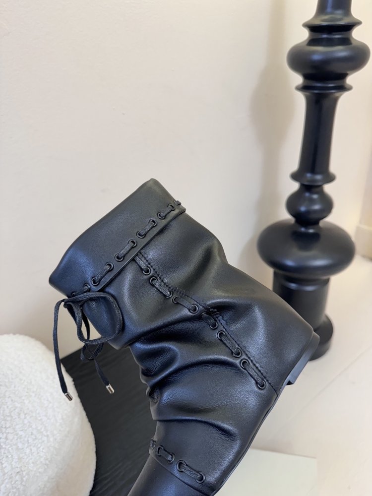 Boots women's фото 8