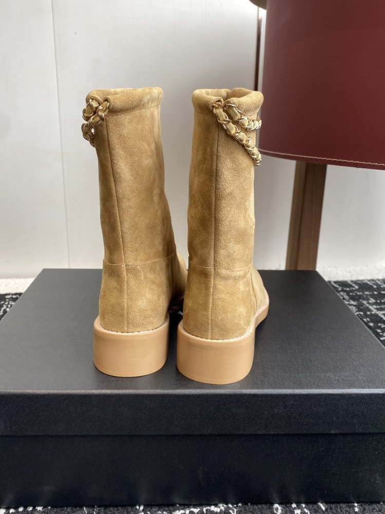 Ботинки женские фото 8