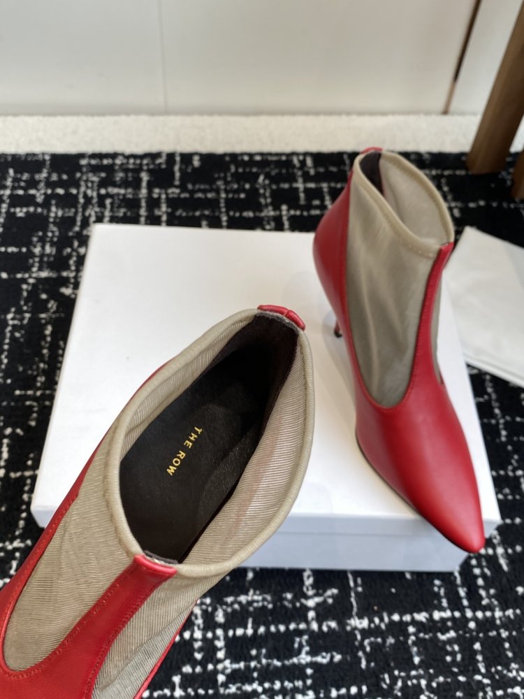 Ботинки женские фото 8