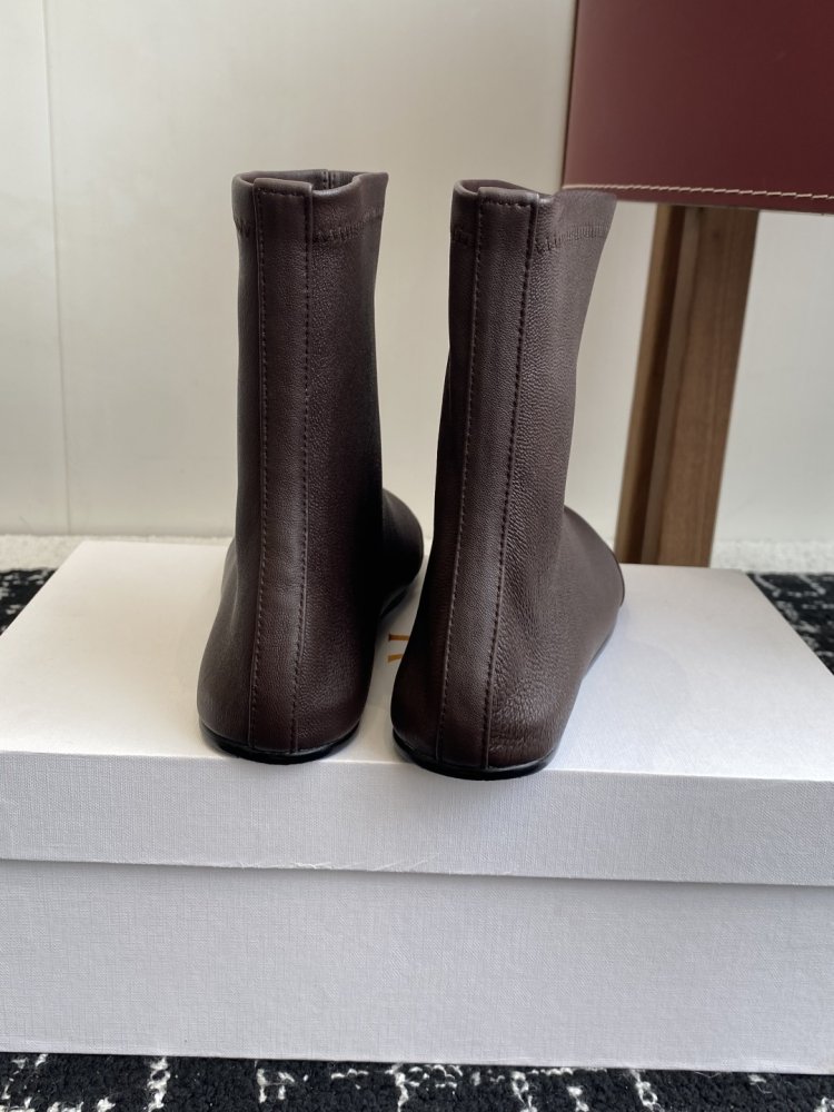 Boots women's фото 8