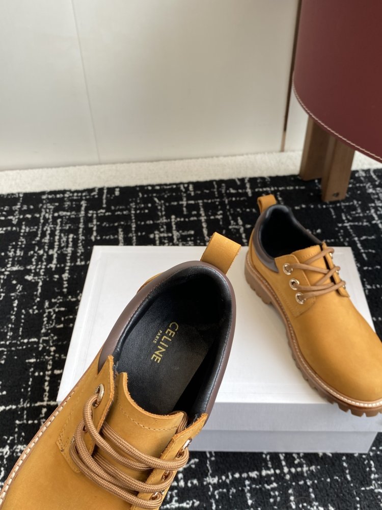 Ботинки женские фото 8