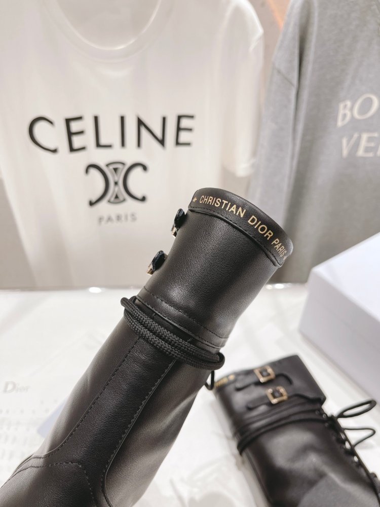 Boots women's фото 8