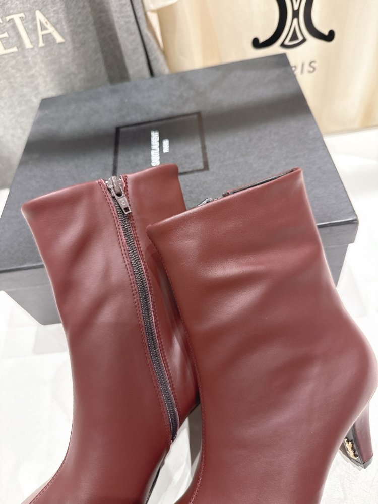 Ботинки женские фото 8