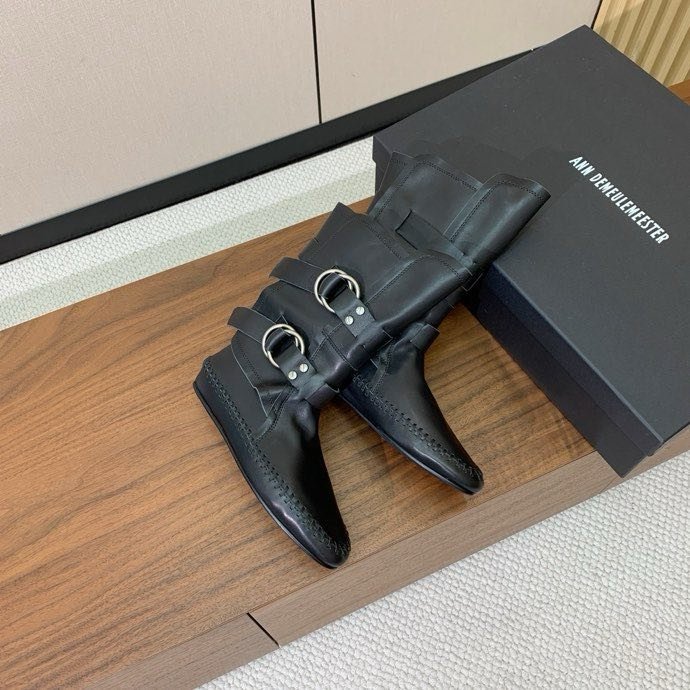 Boots women's фото 8