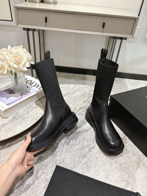 Ботинки женские фото 8