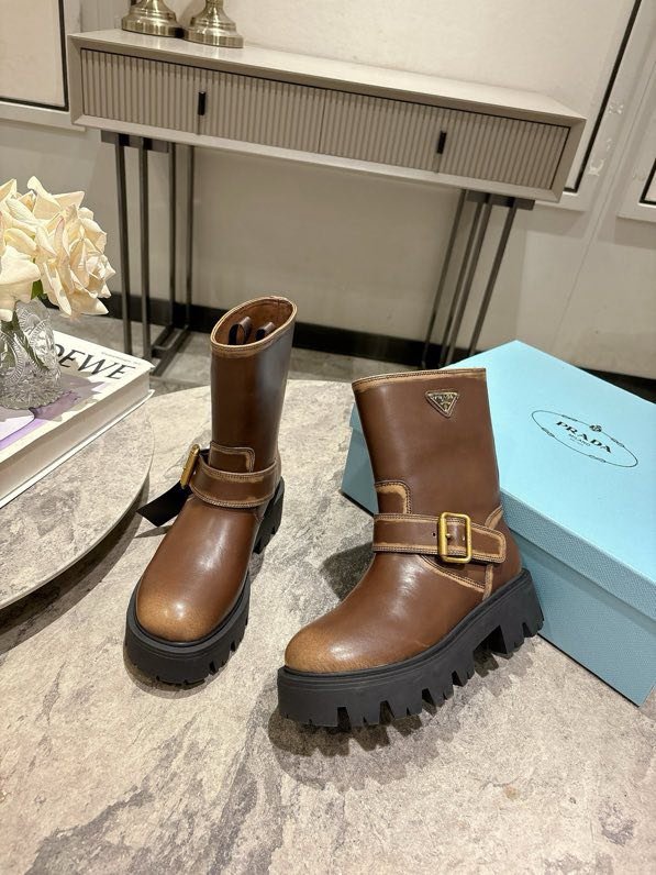 Boots women's фото 8