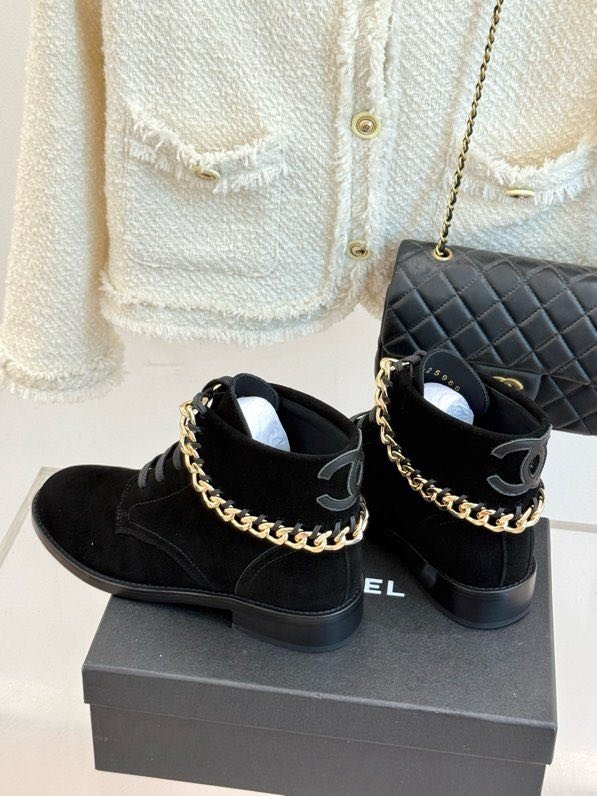 Ботинки женские фото 8