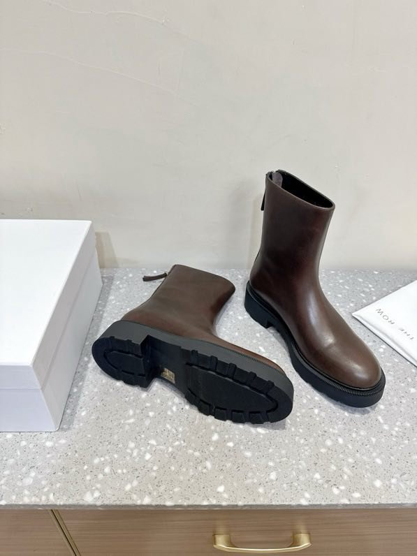 Ботинки женские фото 8