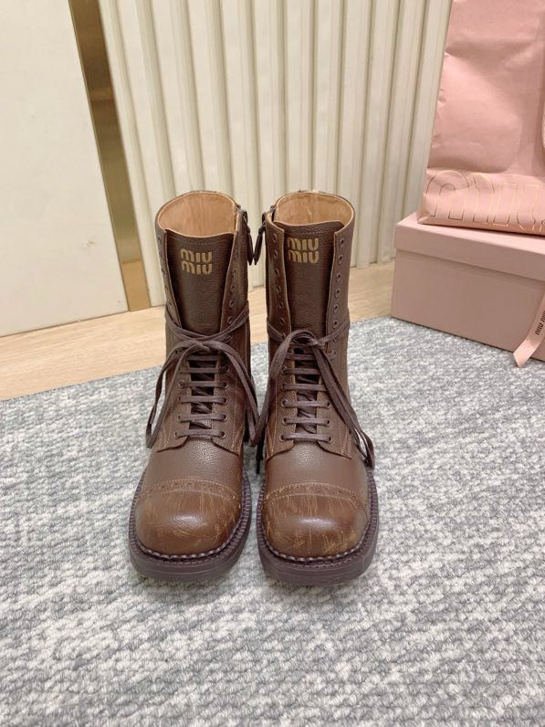 Ботинки женские фото 8