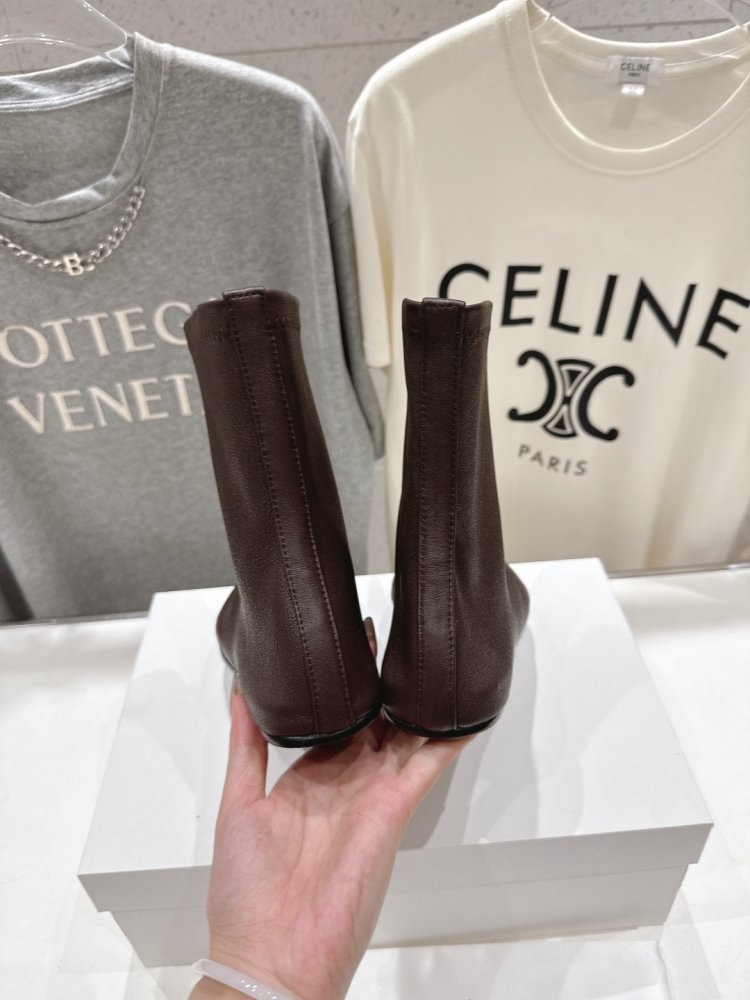 Boots women's фото 8