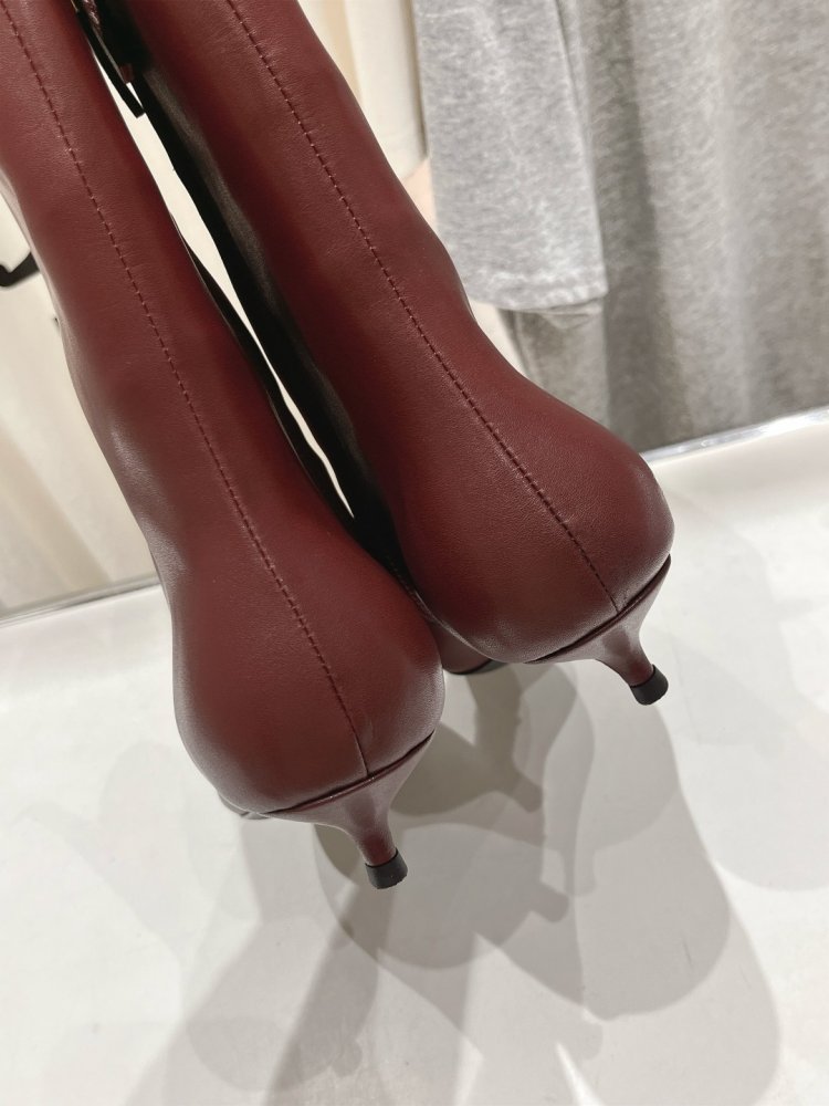 Ботинки женские фото 8