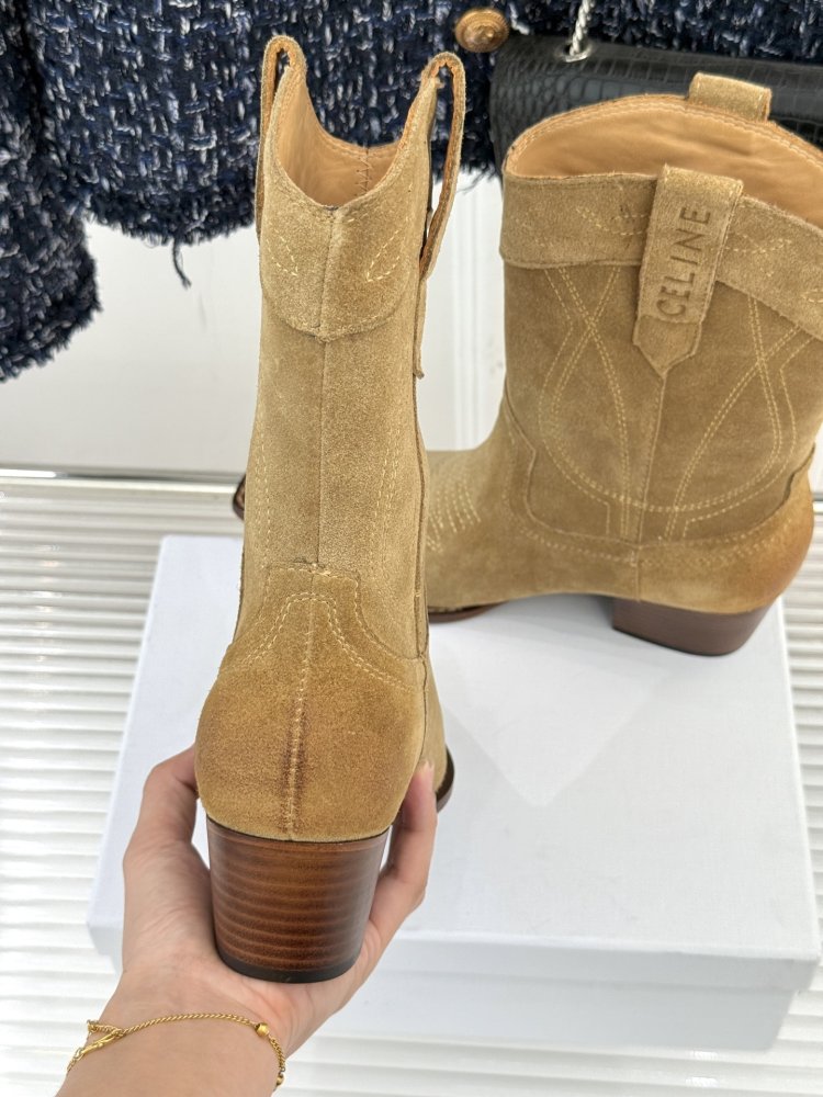 Boots women's фото 8