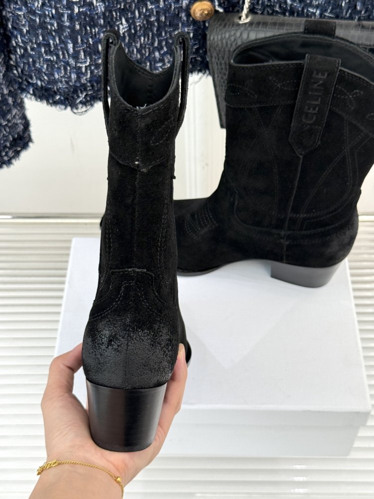 Boots women's фото 8