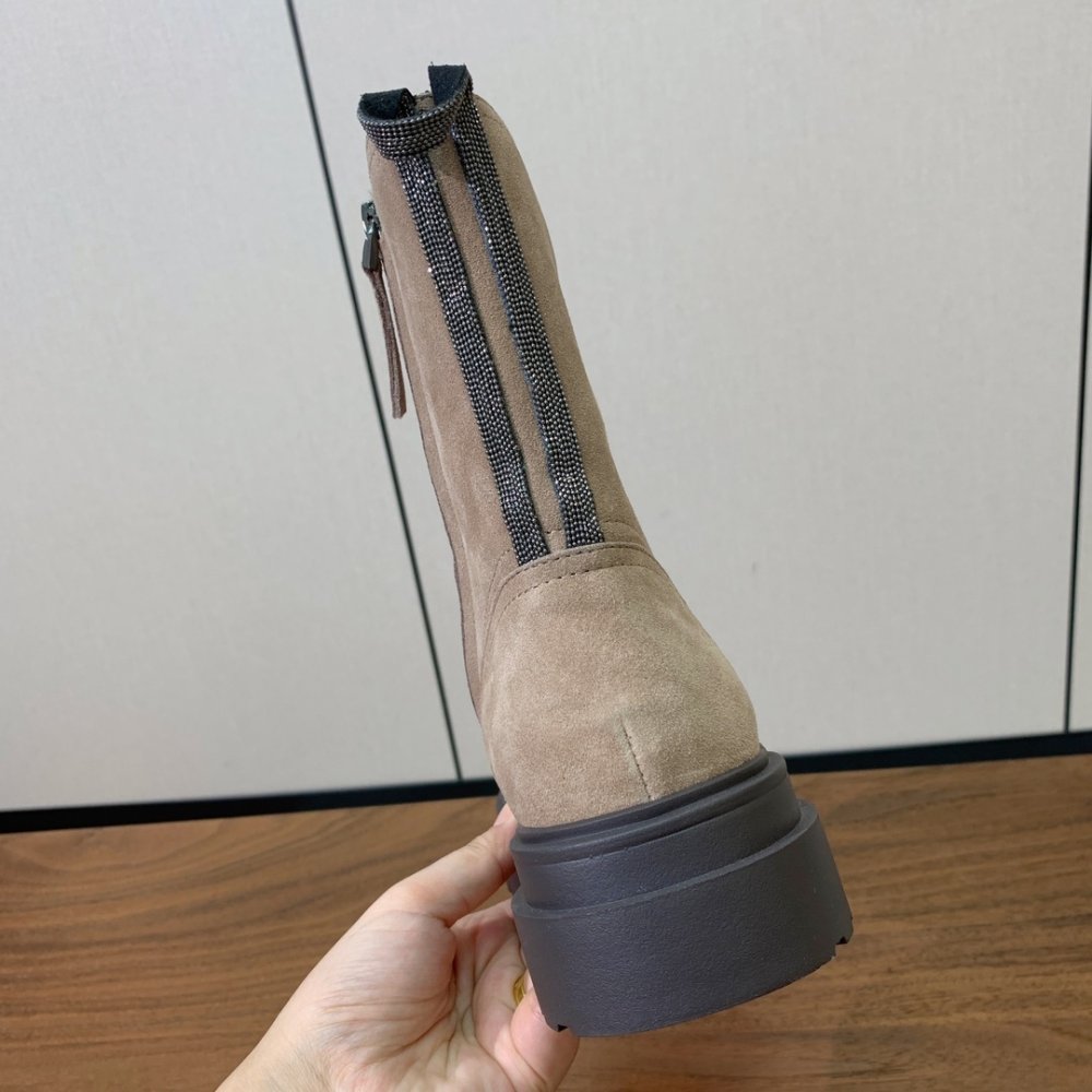 Ботинки женские фото 8