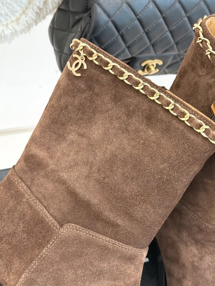 Ботинки женские фото 8