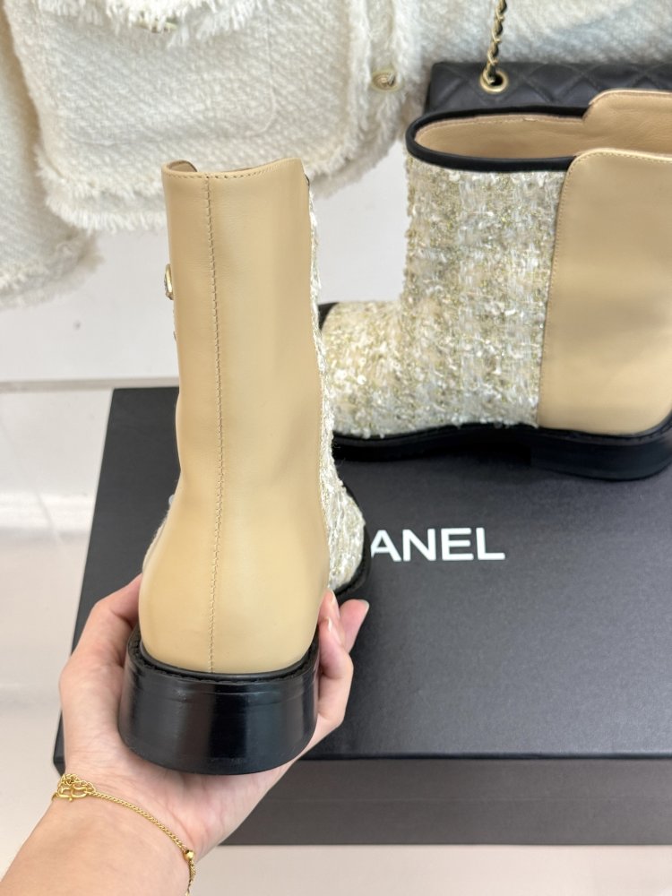 Ботинки женские фото 8