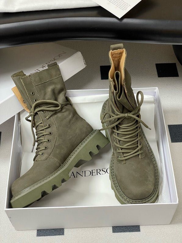 Ботинки женские фото 8