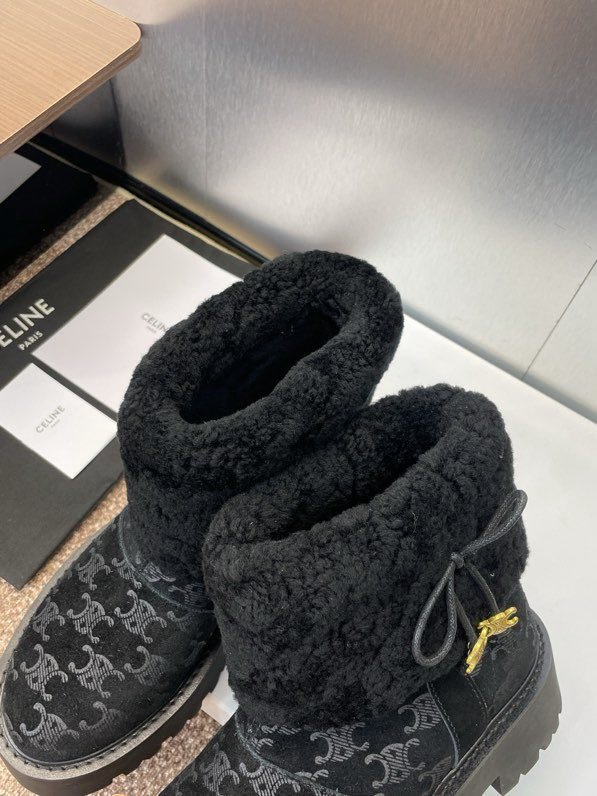 Ботинки женские фото 8