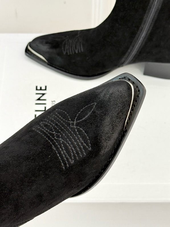 Ботинки женские фото 8