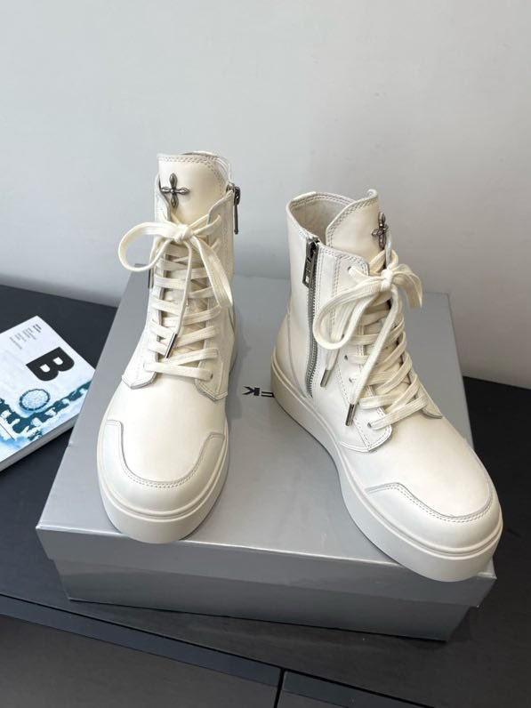 Ботинки женские фото 8