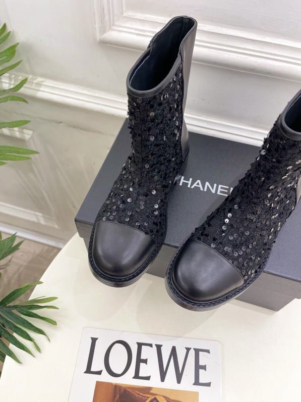 Ботинки женские фото 8