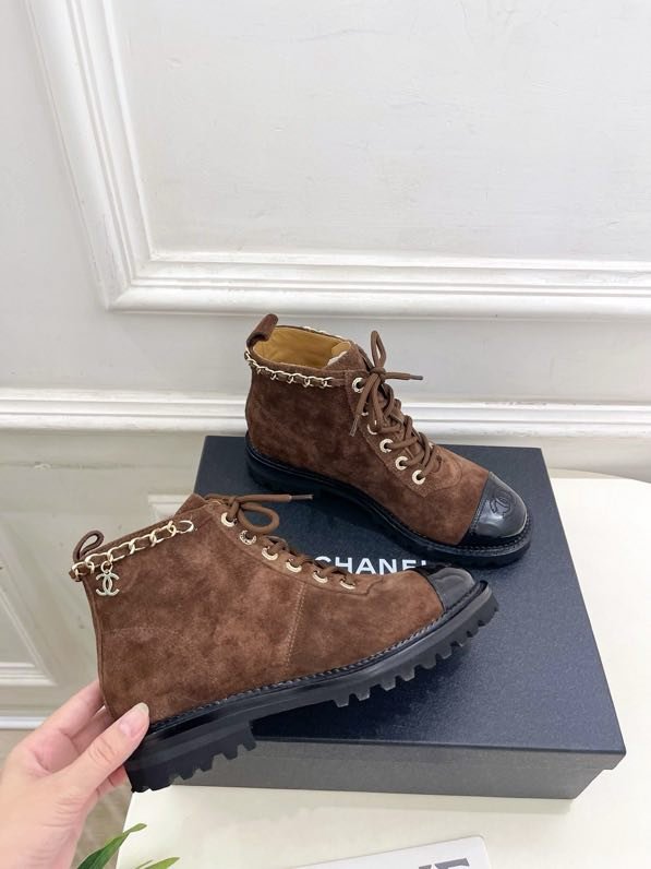 Ботинки женские фото 8