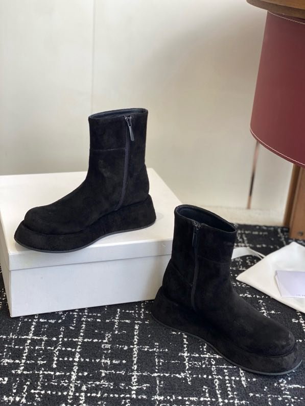 Boots women's фото 8