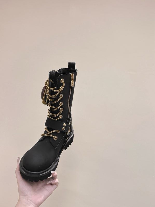 Boots women's фото 8