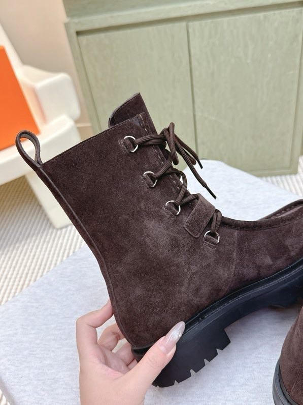 Ботинки женские фото 8