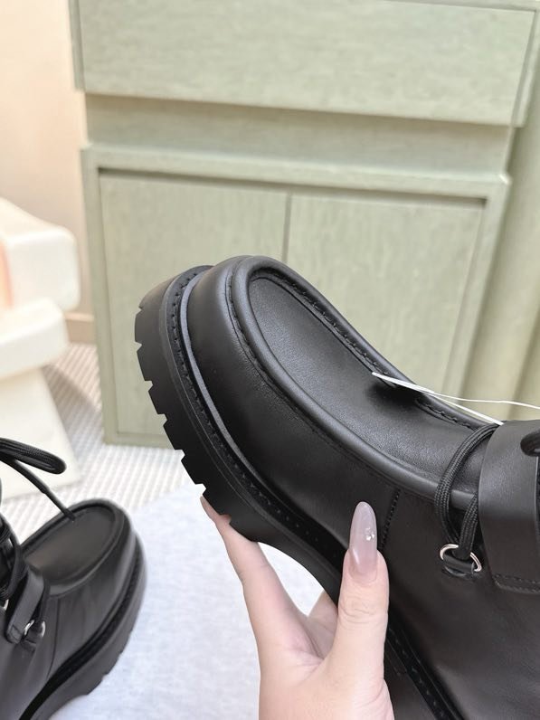 Черевики жіночі фото 8