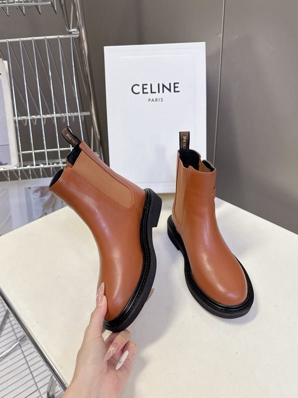 Ботинки женские фото 8