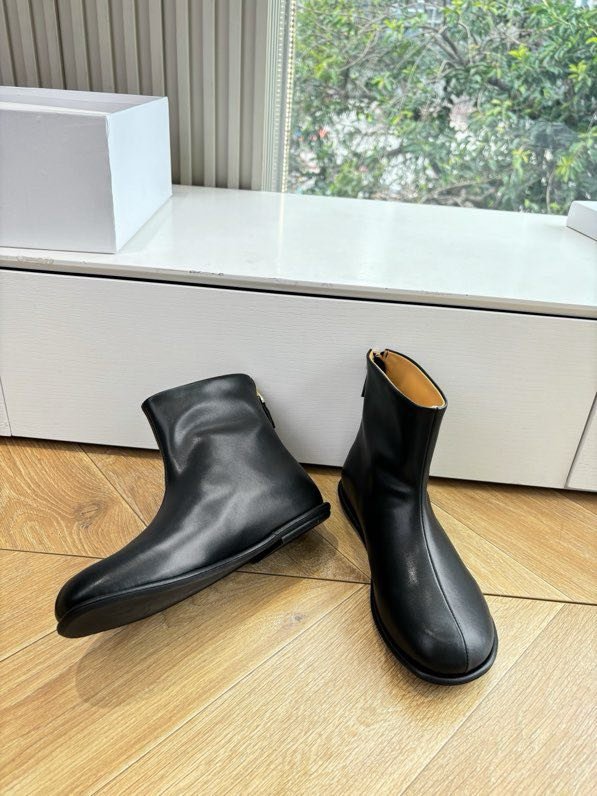 Ботинки женские фото 8