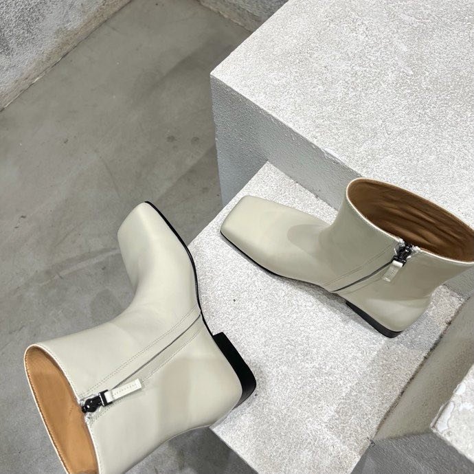 Ботинки женские фото 8