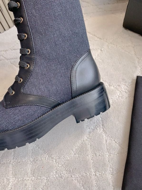 Ботинки женские фото 8