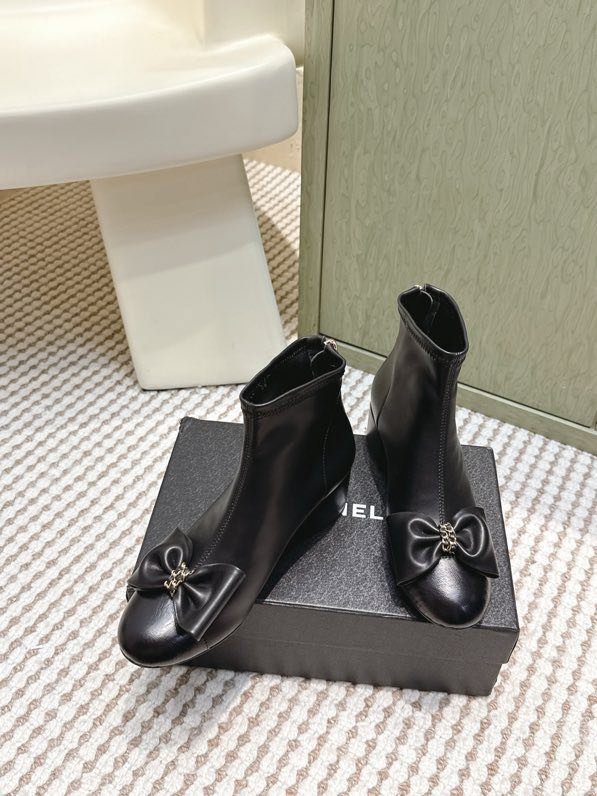 Boots women's фото 8