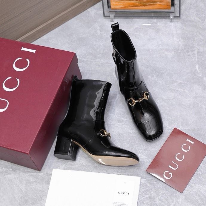 Ботинки женские фото 8