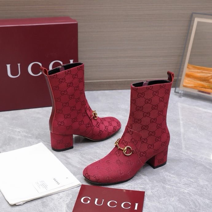 Ботинки женские фото 8