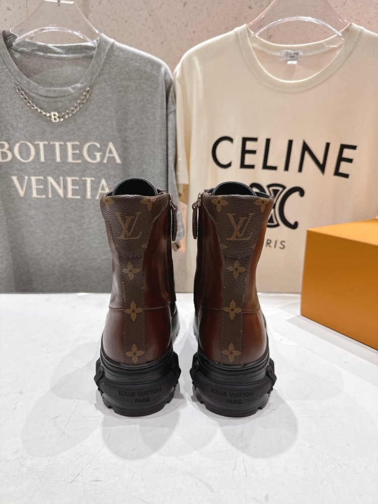 Boots women's фото 8