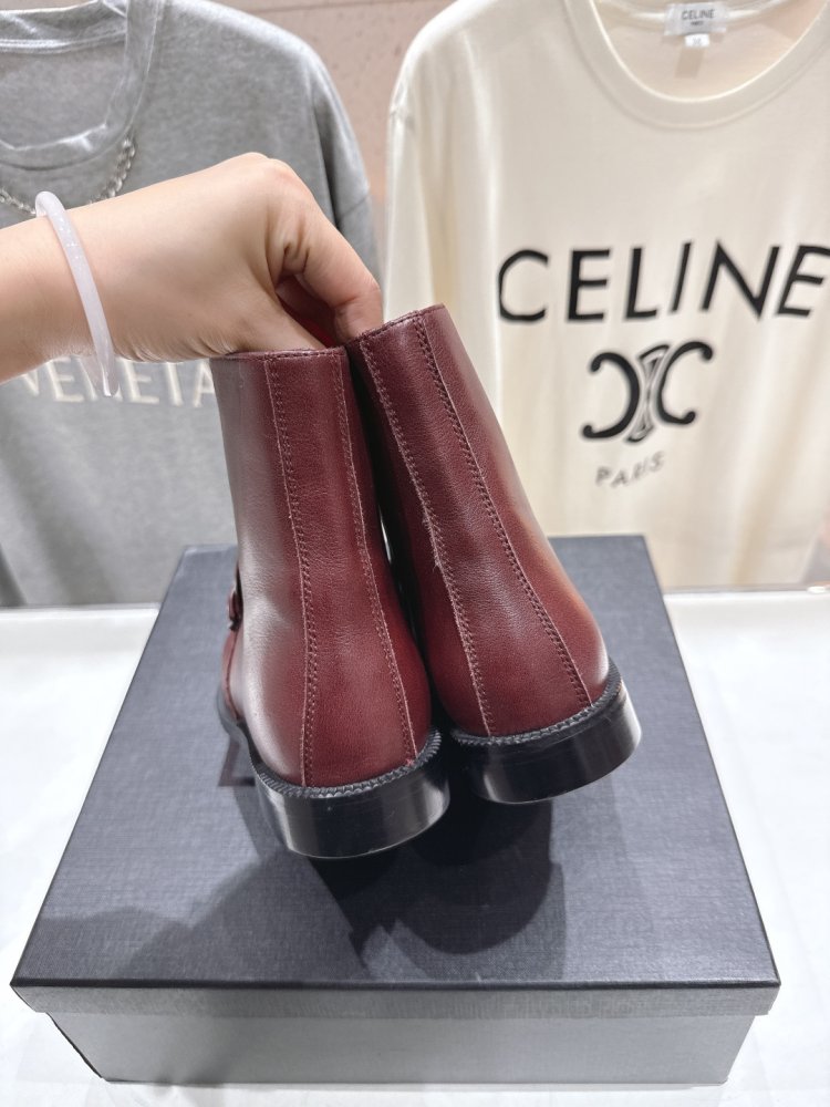 Ботинки женские фото 8