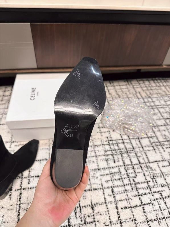 Ботинки женские фото 9